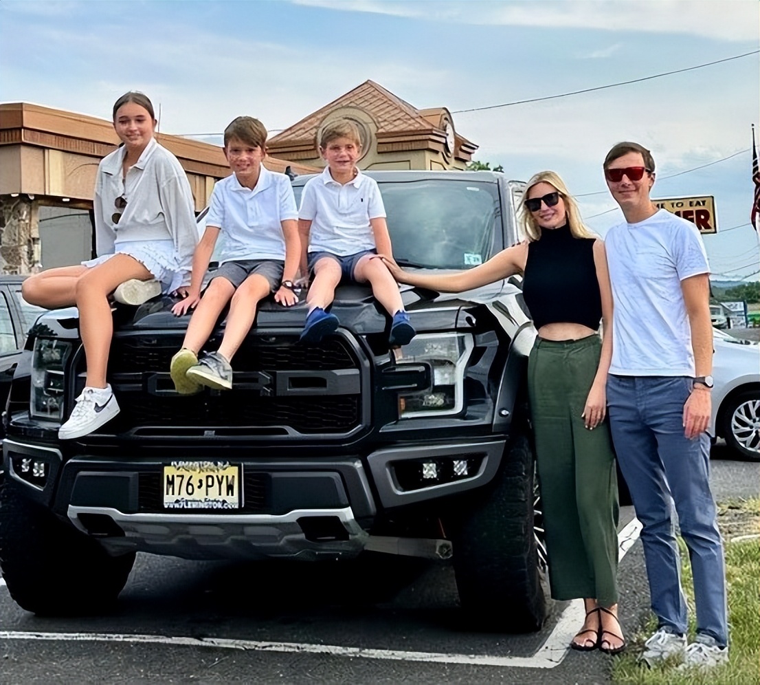 伊万卡清晰生活照,伊万卡真人生活照