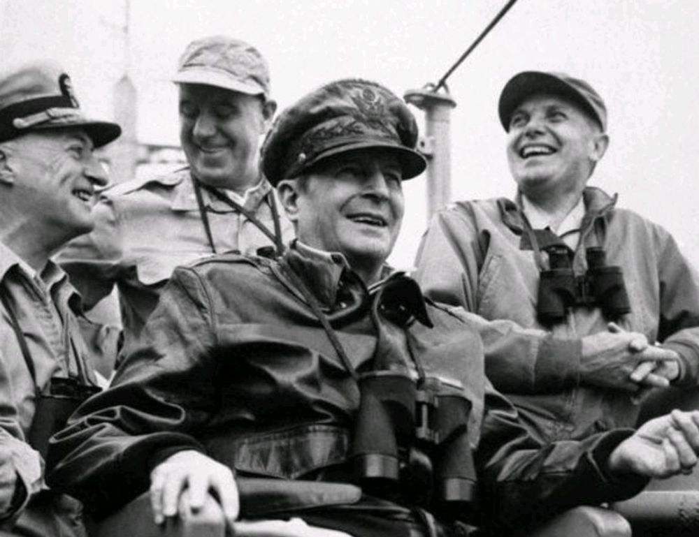 美国评的十大将军,美媒评世界四大将军