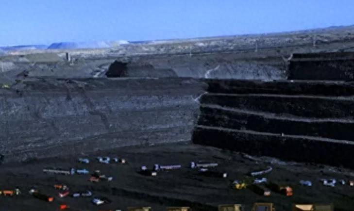 火焰山燃烧,火焰山熄灭的视频