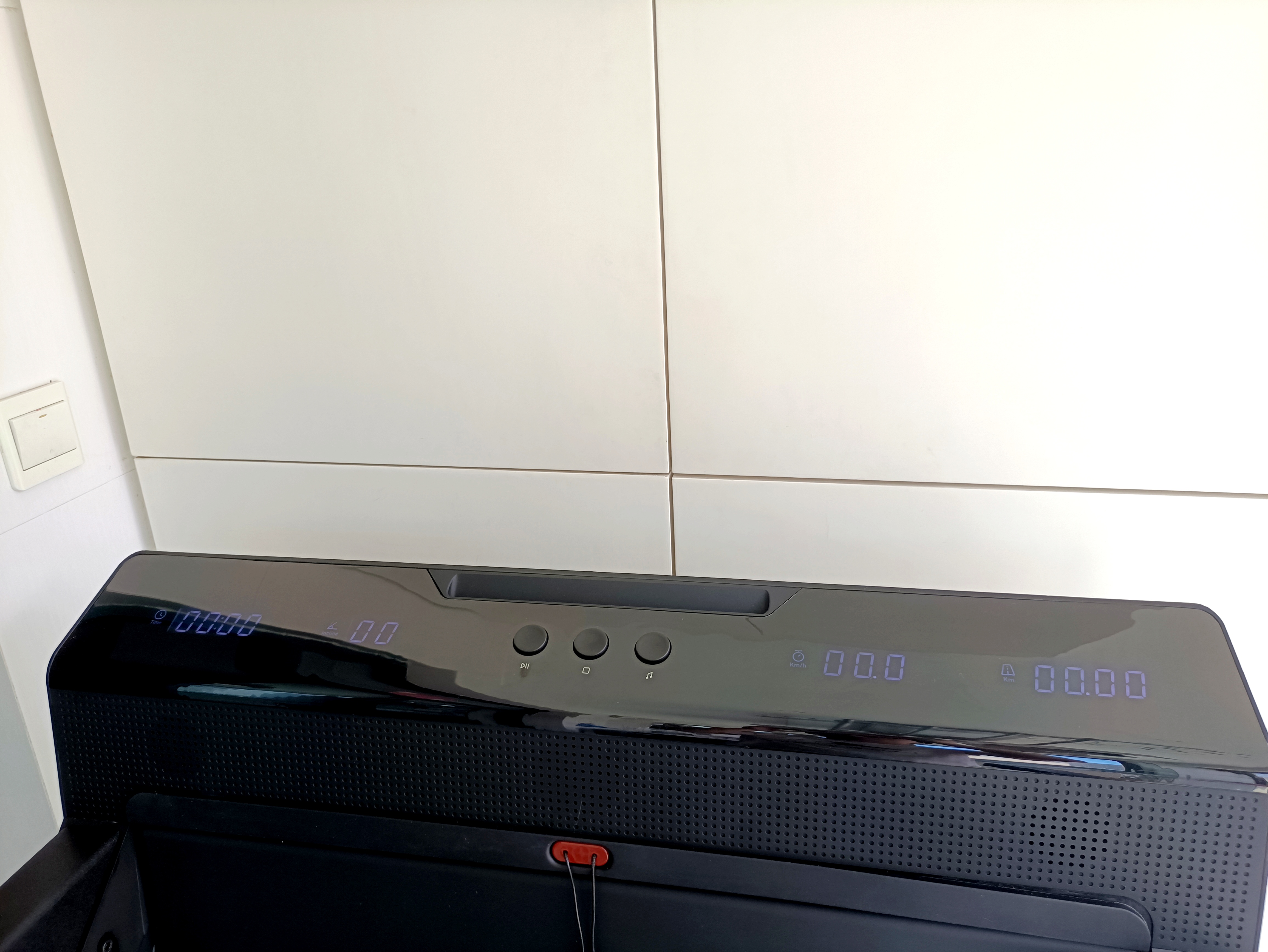 冬季室内跑步机跑步,如何选购适合自己的跑步机