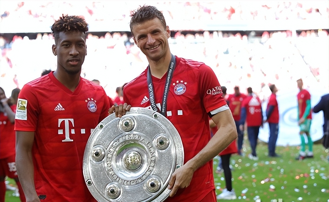 25岁抱团夺冠9次冠军,26岁的总冠军