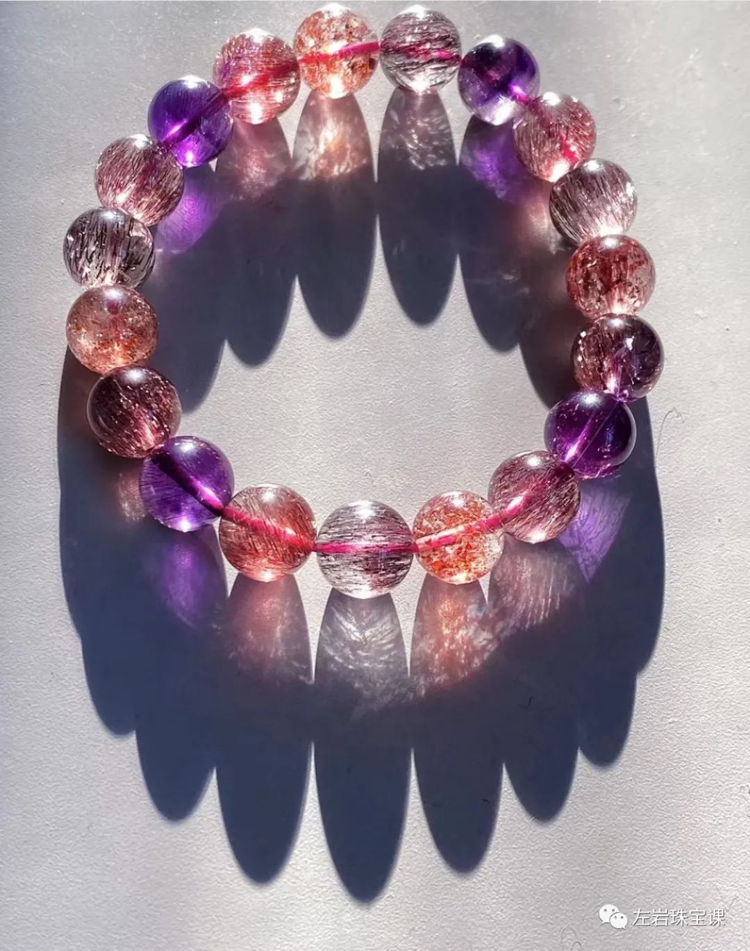 左岩的简介,左岩的最新图片