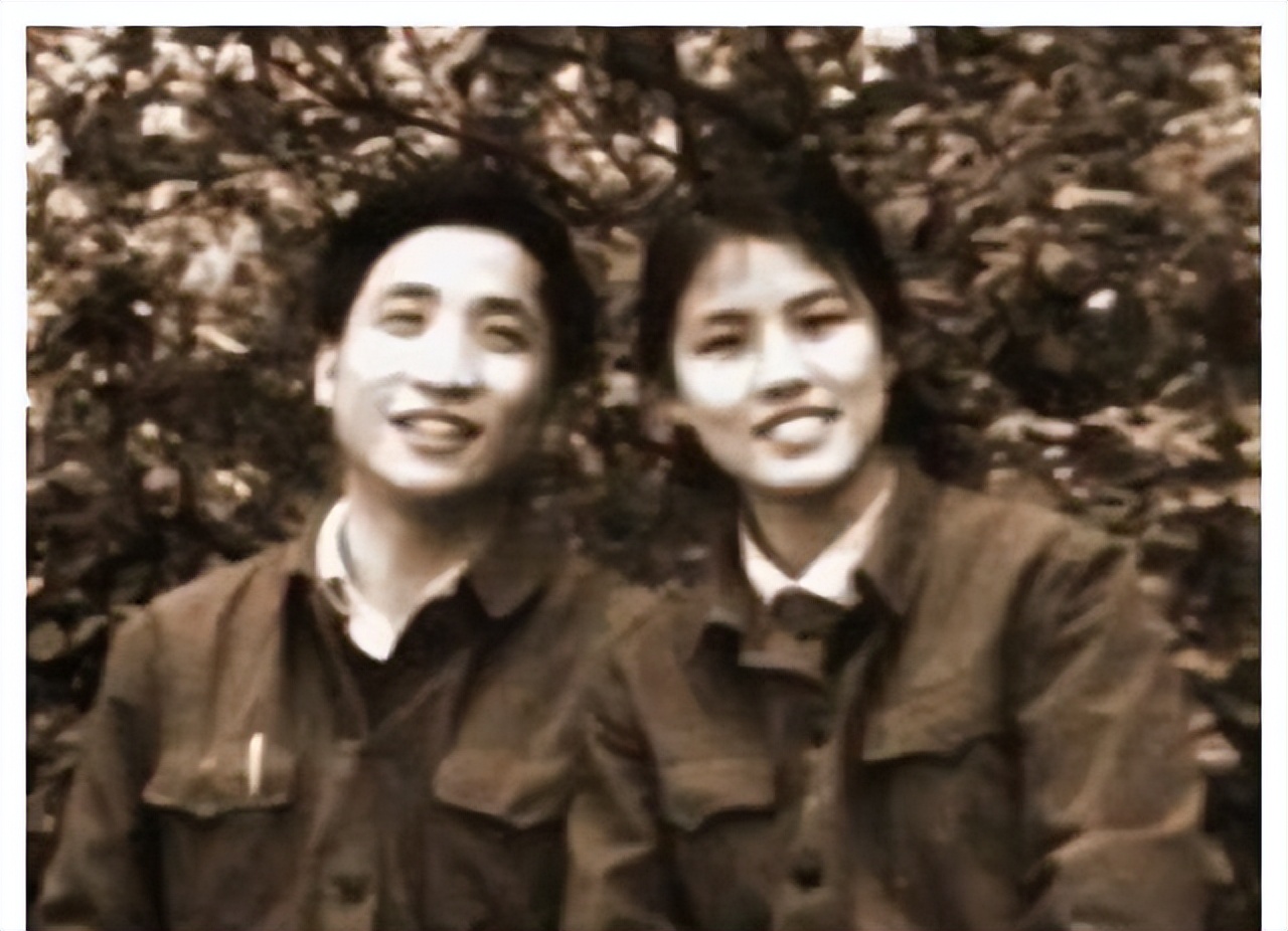 姜昆收养,1998年姜昆