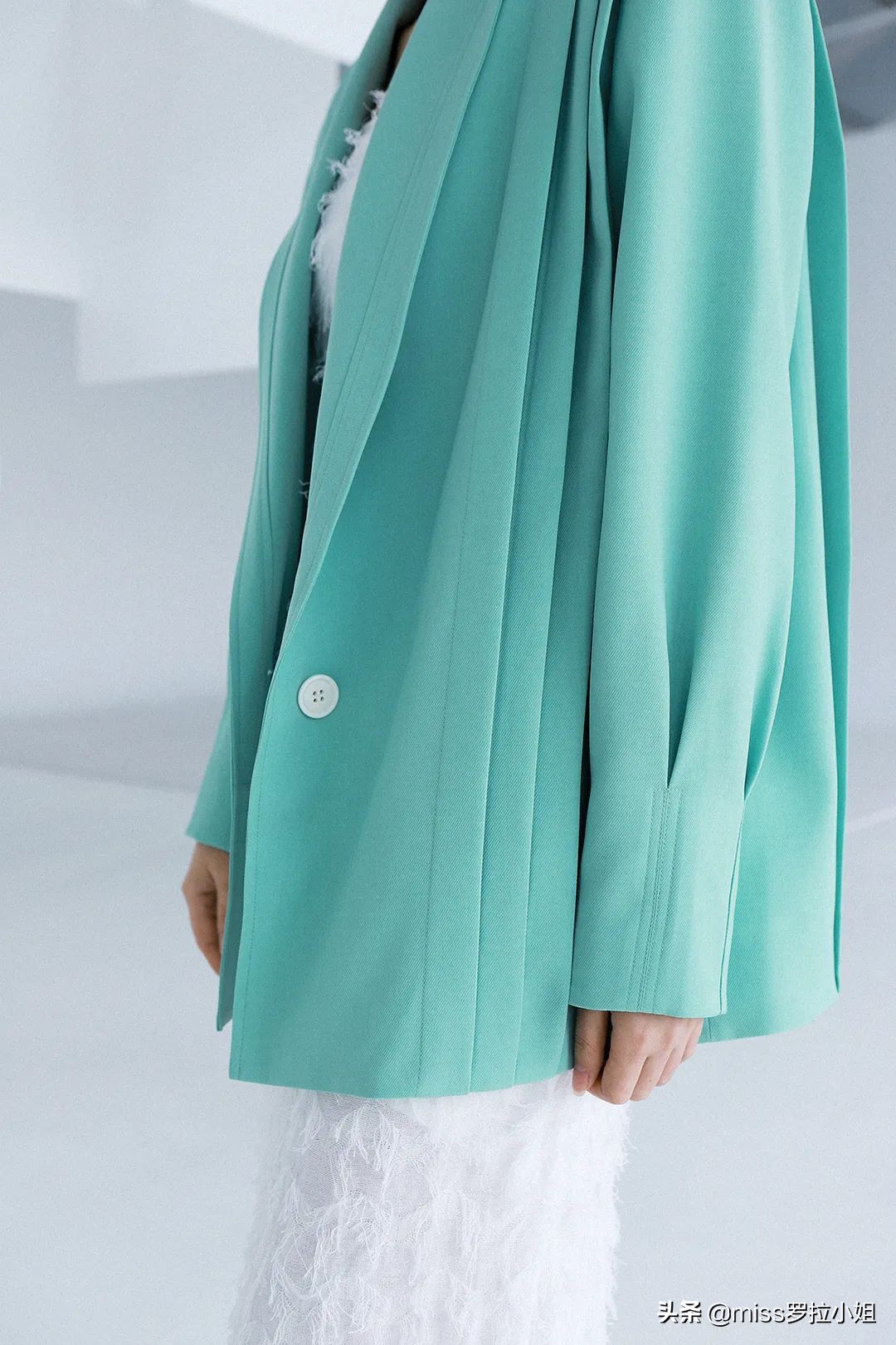 那些看着就贵的服装风格,一些看起来就很贵的衣服测评