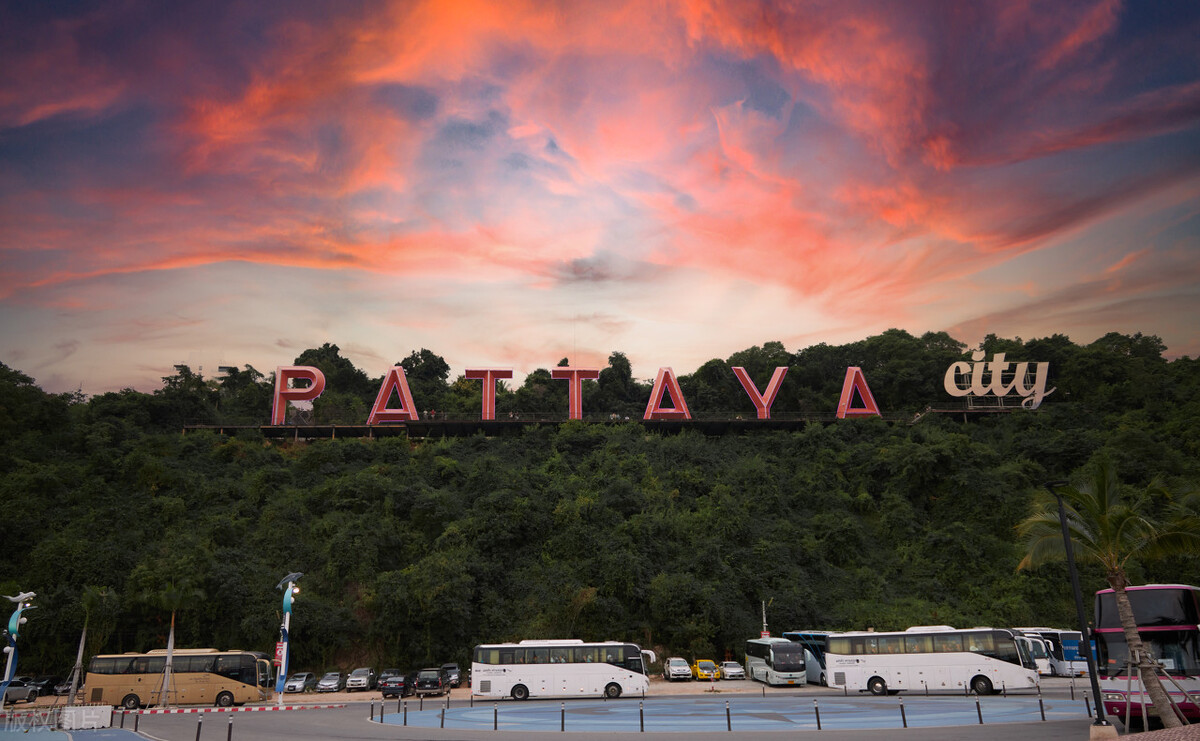 去泰国旅游跟哪个旅游团好,泰国旅游哪里报旅游团比较好