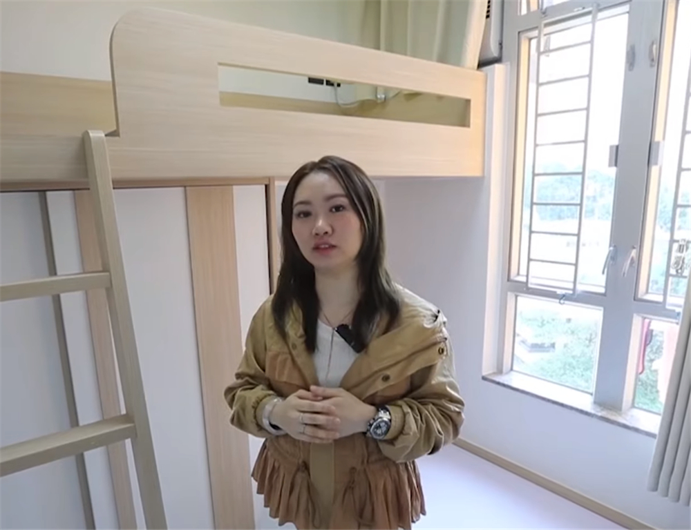 香港一对年轻情侣买房,香港90后夫妻买下35平米小家