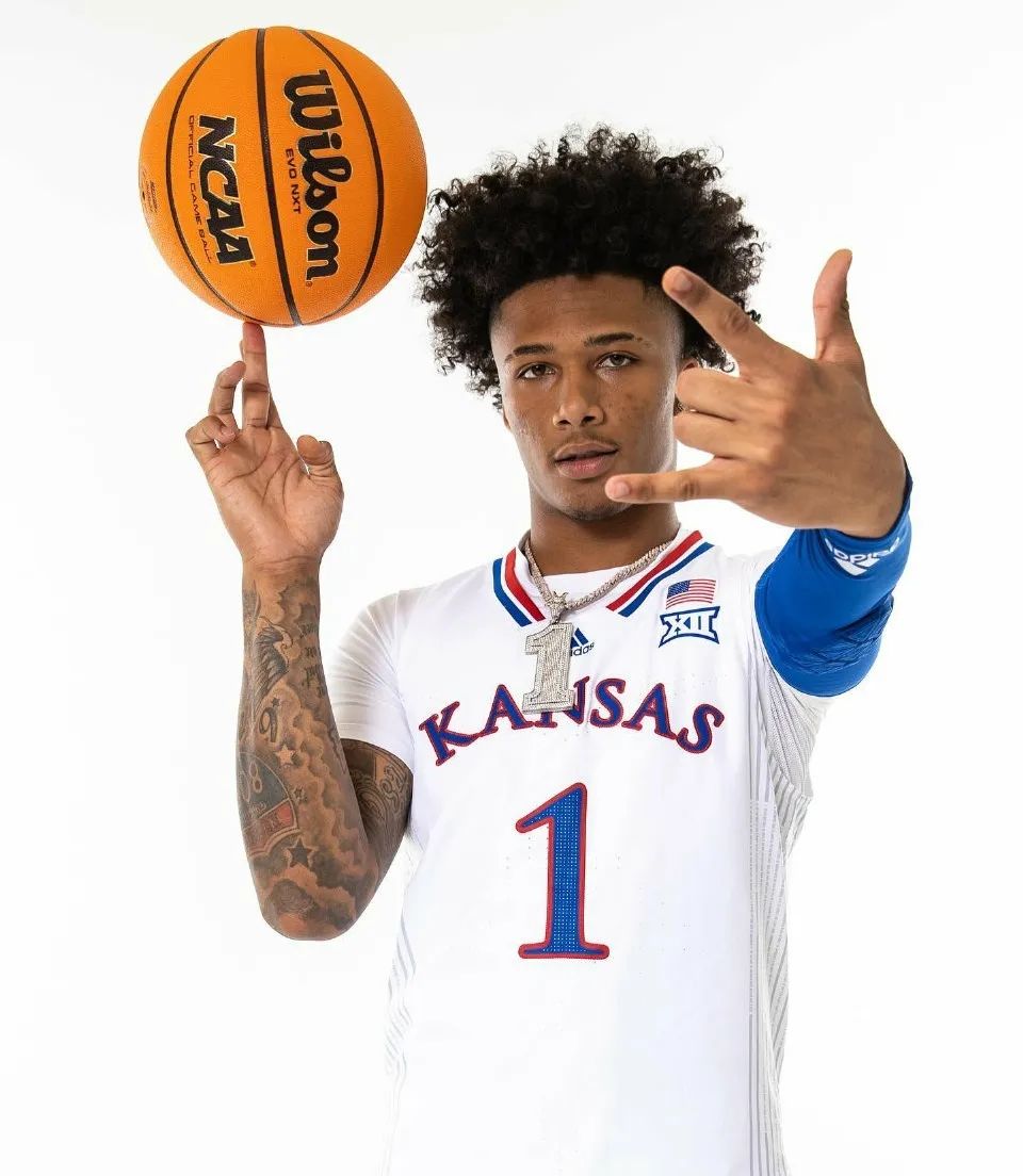 现在最值得买的一双实战球鞋,实战最好的球鞋排名