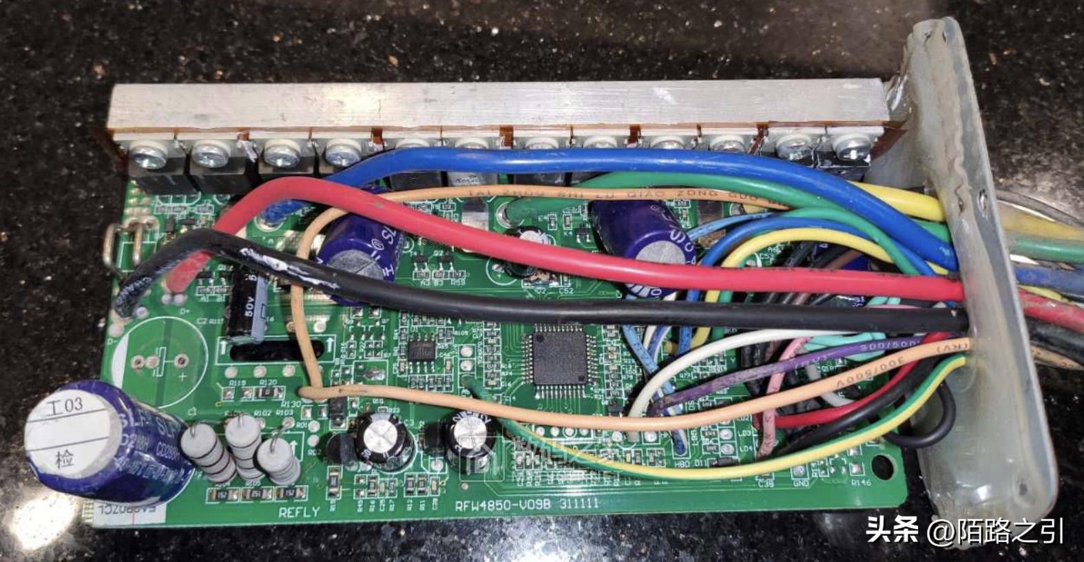 两轮车控制器电路图,两轮车控制器有软硬启动吗