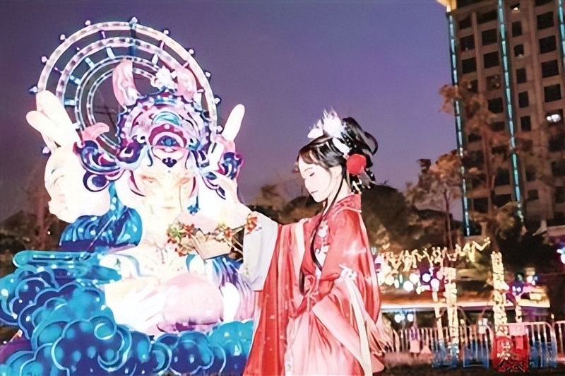 温暖中国年开心快乐过春节,网络中国节新春走基层过年不打烊