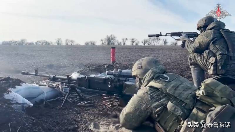 最新消息乌军与俄军真实作战视频,乌军突破俄军第三道防线