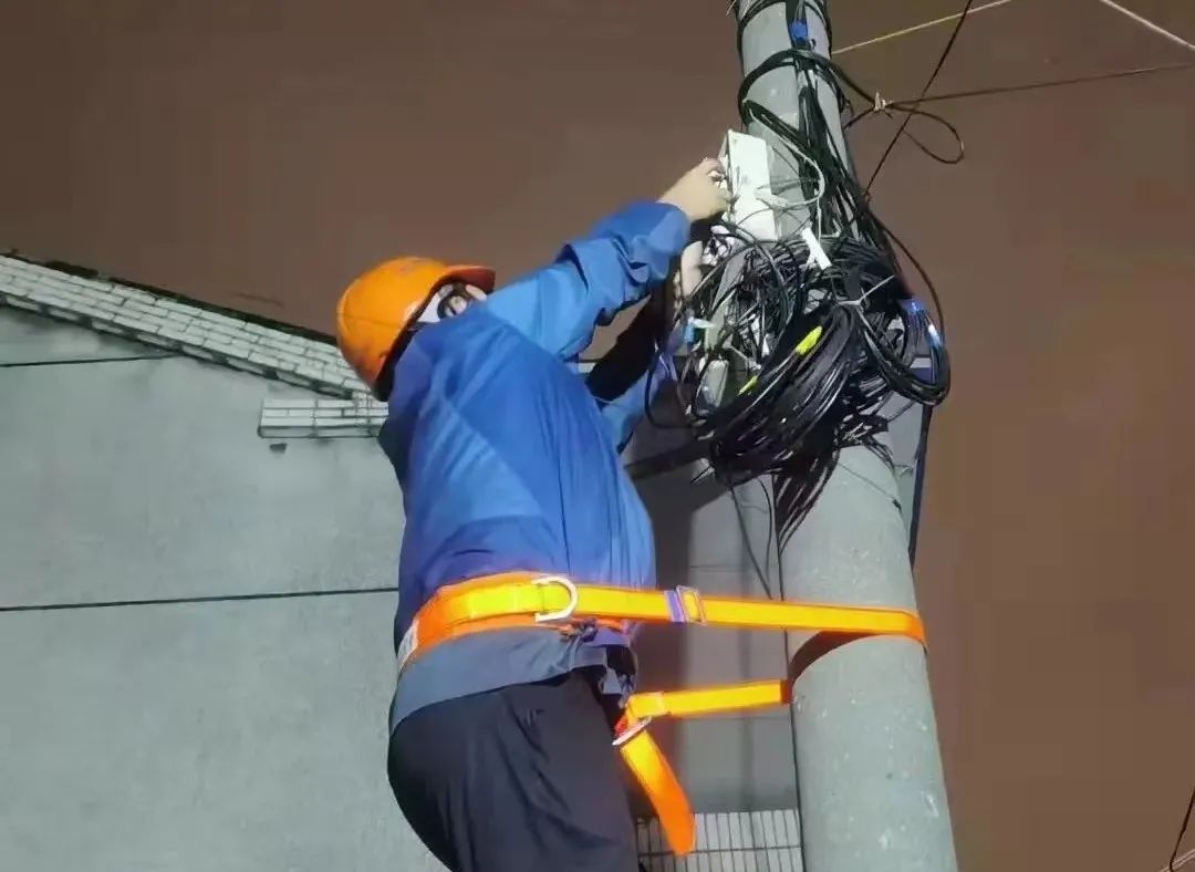 鍑哄緛鎸傚竻,鍑哄緛瑾撹█