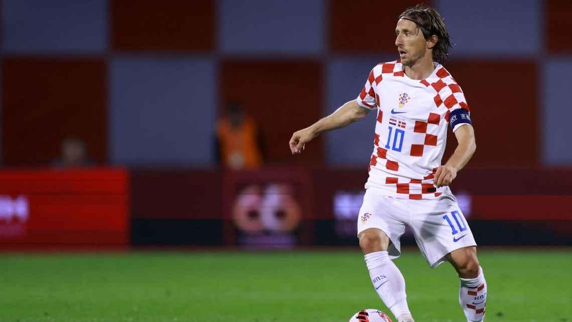 2022年世界杯球衣排名：卡塔尔的每一件球衣都被评估为加冕冠军