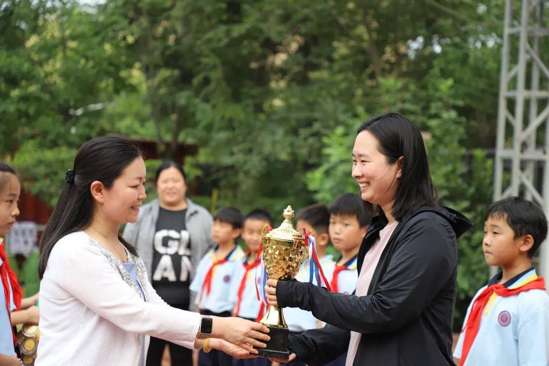 小学春季足球联赛开赛,濮阳市开德小学运动会