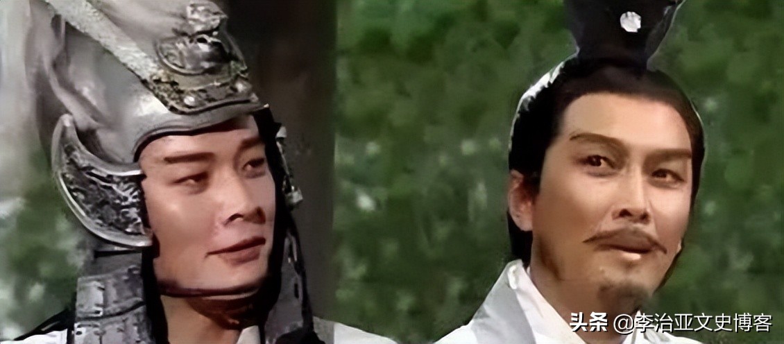 专门坑老同学的周郎