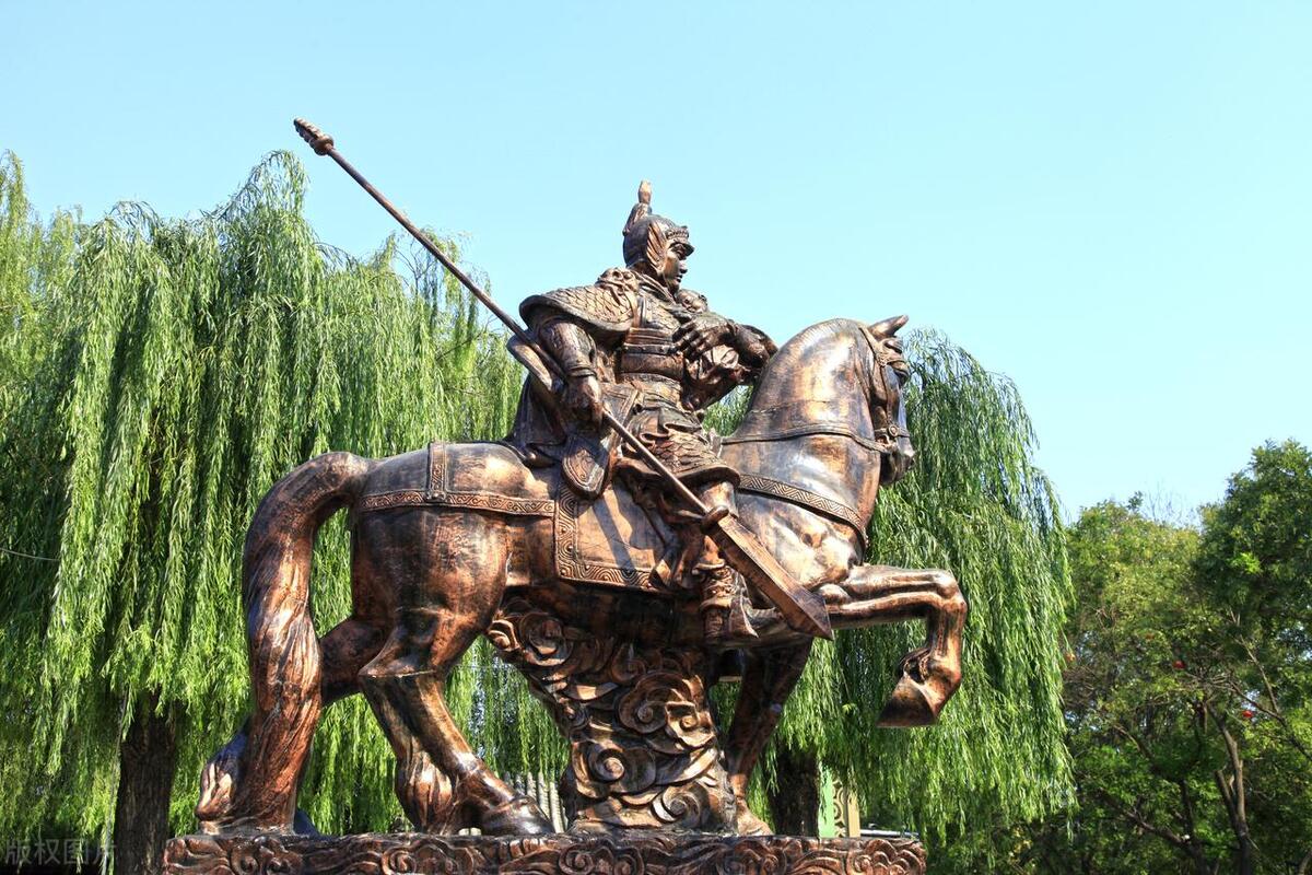 被神化的赵云,三国演义中对赵云的神化