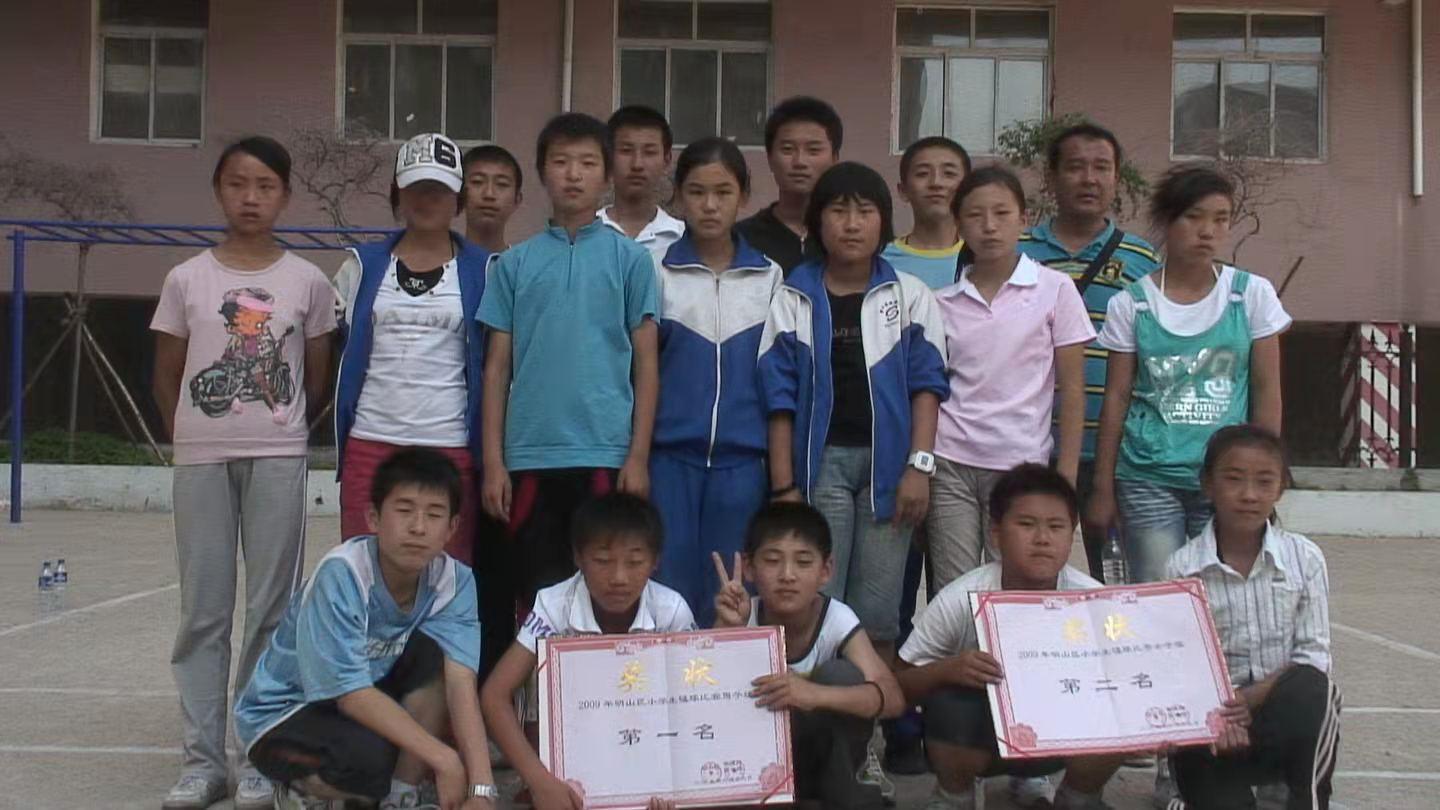 女足朱钰父母,女足门将朱钰现场