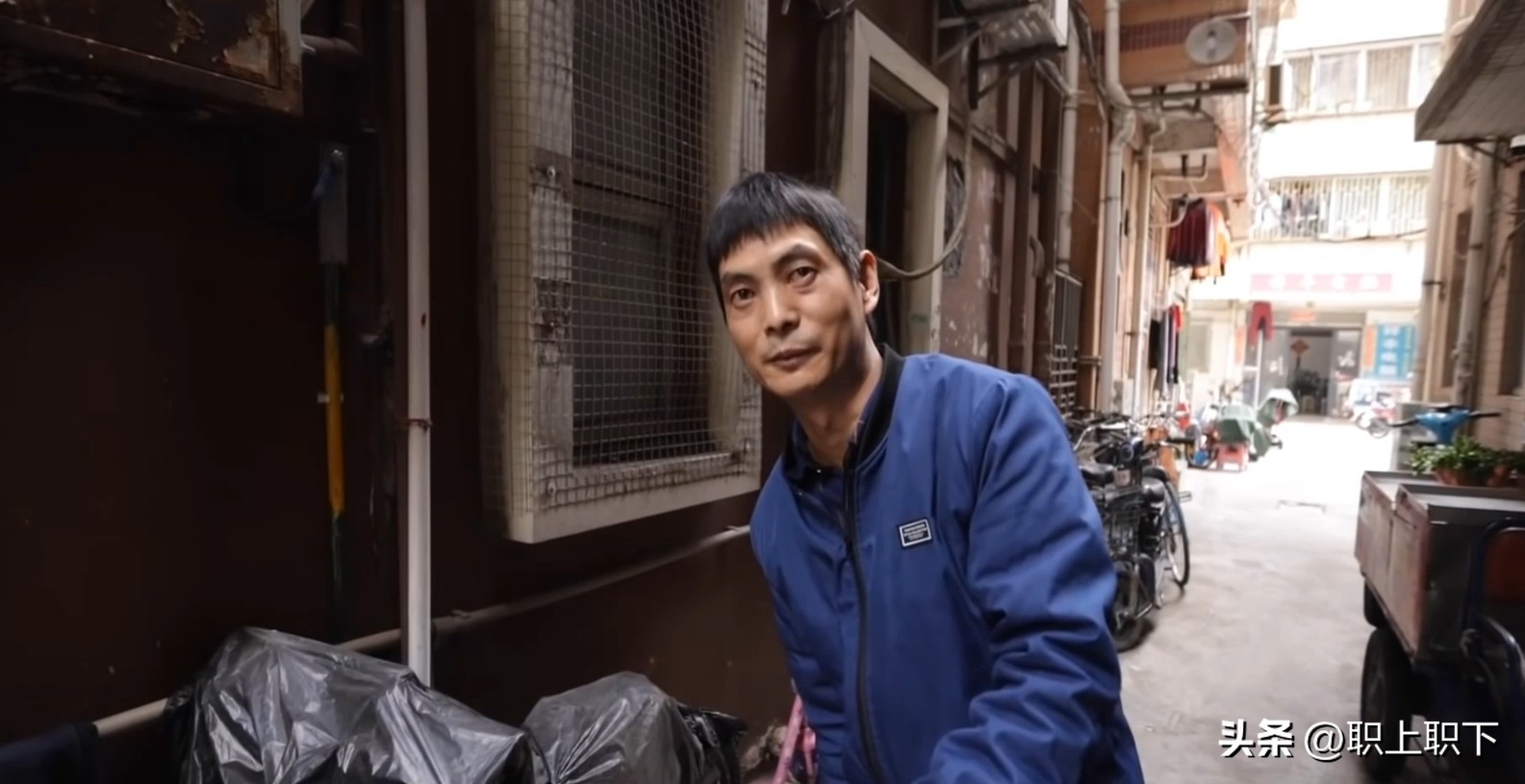 农村小伙做这个副业赚了3万块钱,农村小伙日赚千元的生意经历