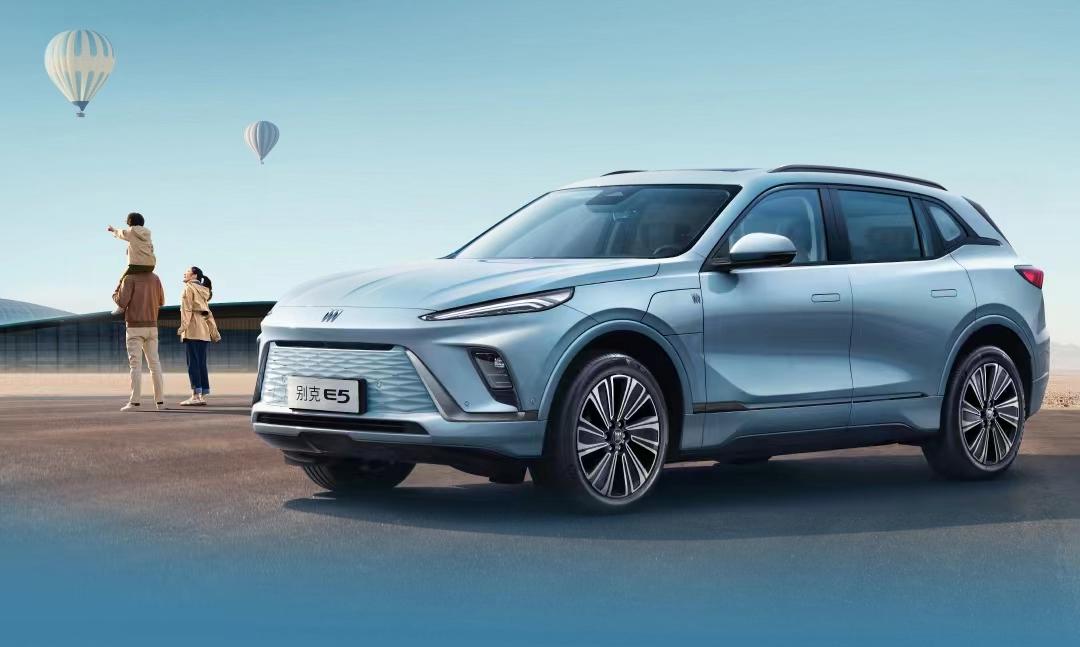 最高降8.9万，大众直接对线比亚迪：一哥、二哥巅峰对决开始