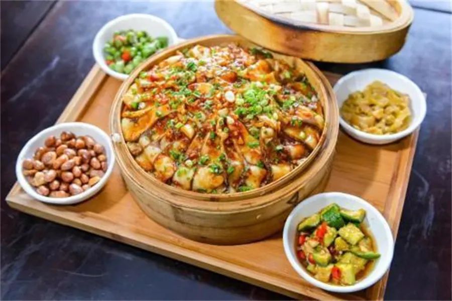 毛*东泽**吃鱼趣谈