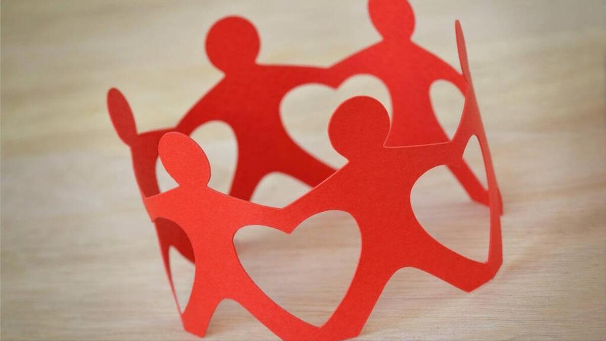 留守儿童被歧视例子,当过留守儿童的人内心都比较自卑