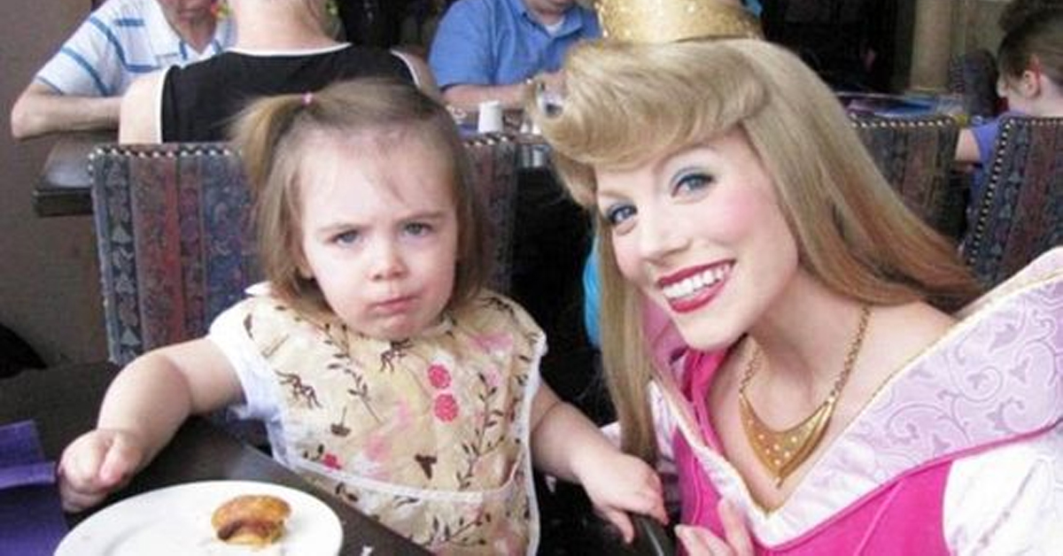 废弃迪士尼乐园吓人的照片,迪士尼乐园合拍照片