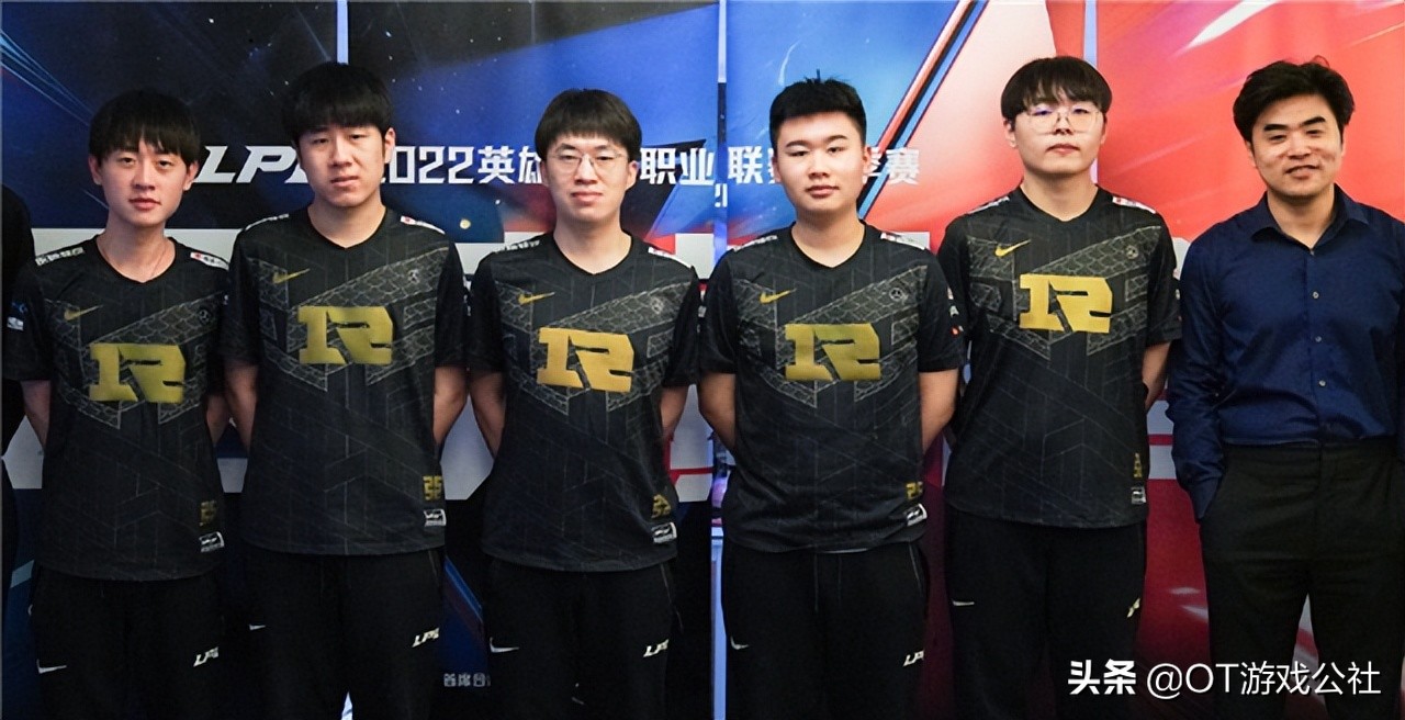 有人去基地拔网线？几大赛区夏季赛频频出问题，这次更是全队掉线