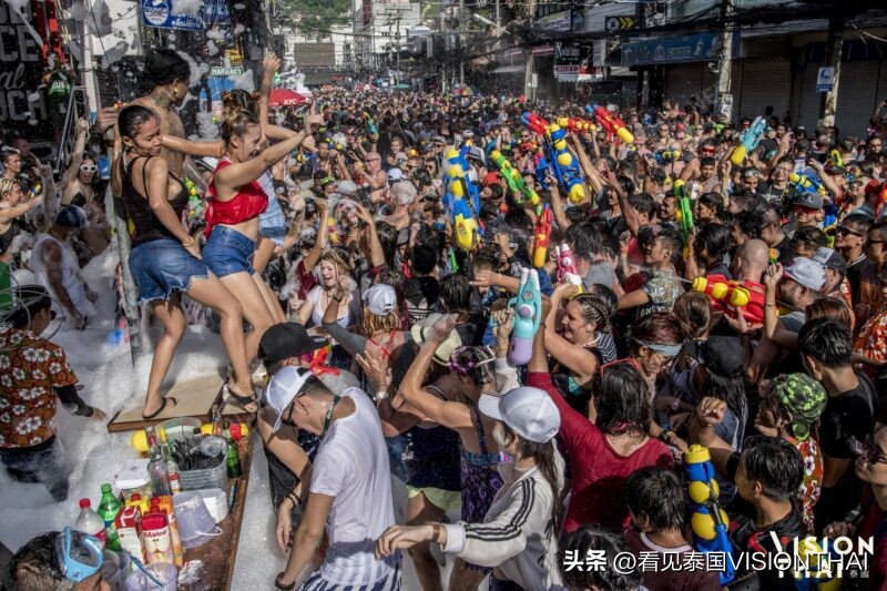 泰国泼水节的真实事件,泼水节泰国食物