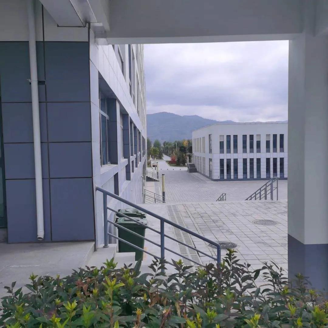 水泥高密度纤维板的优点和缺点,高密度纤维水泥板可以做楼板吗