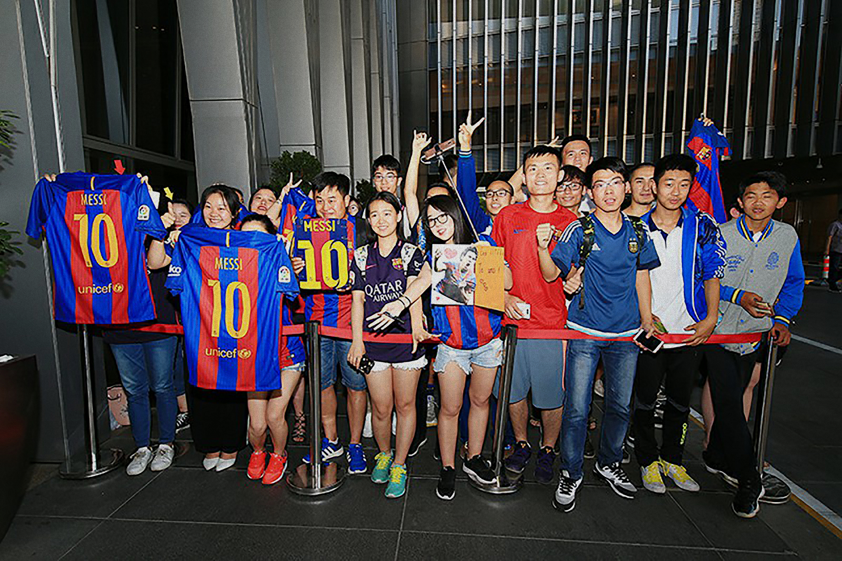 梅罗双骄告别十年,球星退役后有影响力吗