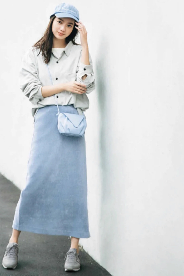 40岁女穿运动鞋怎么搭时尚,女士运动鞋穿搭技巧