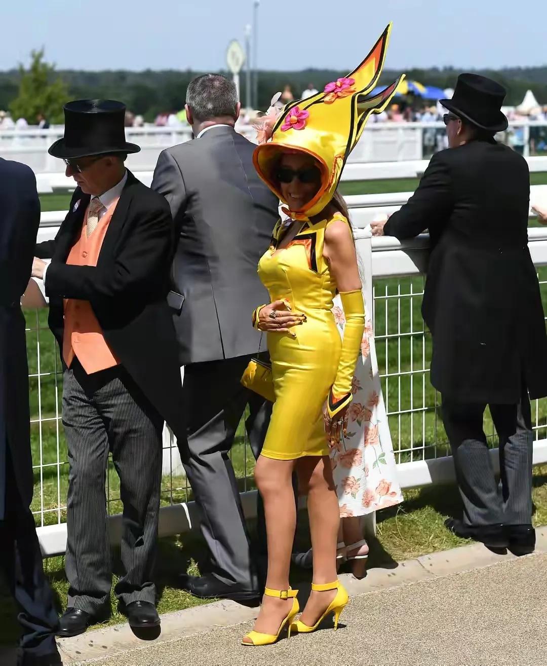 英国皇家赛马会衣服帽子,英国赛马帽子