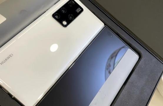 最新全球手机TOP10：非洲手机之王拿下第七名，华为排末尾