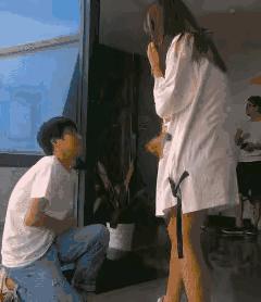 女朋友是不是平胸怎么验,被说平胸怎么安慰自己