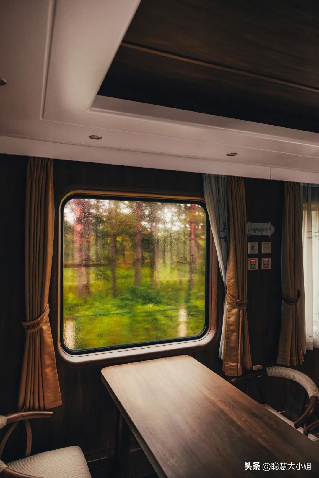 呼伦贝尔号高端豪华列车怎么买票 (呼伦贝尔号豪华列车官网)