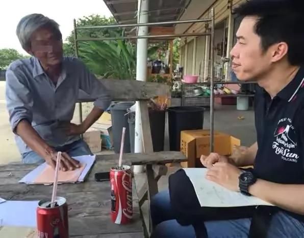 2000年一女子贪92万逃到泰国嫁残疾人，警方追捕15年谁知已亡9年