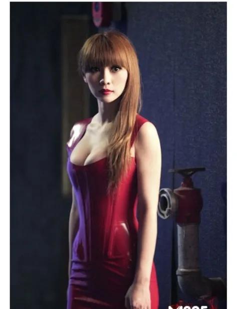 柳岩近期出演电影,柳岩在恐怖片中的吻戏