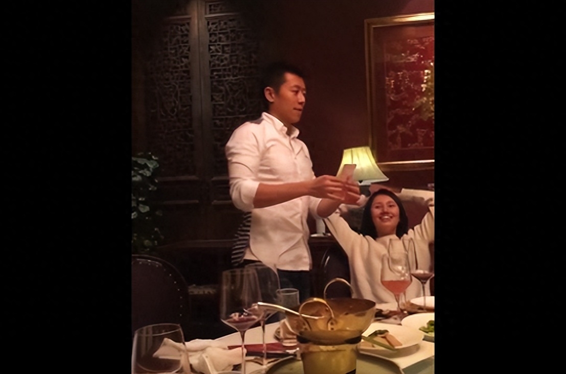 夏雨演艺圈地位,夏雨为什么在另一个圈子红得发紫