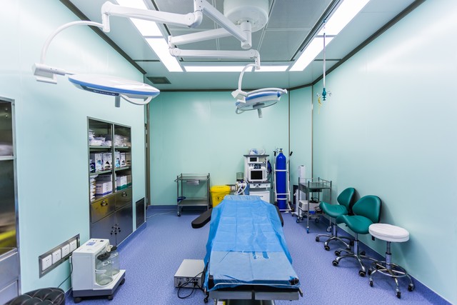 女子割双眼皮要求枪毙医生后续,女子双眼皮术后不满要求枪毙医生