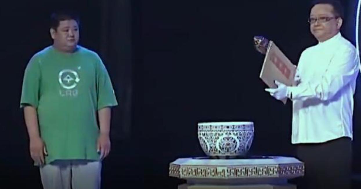 王刚失手砸碎2亿真古董是哪期,天下收藏王刚砸杯子视频