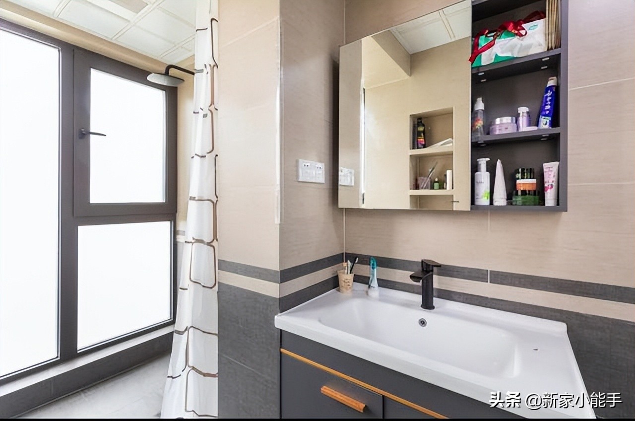 92平装修两室一厅简装4万,2万装修140平毛坯房极简风