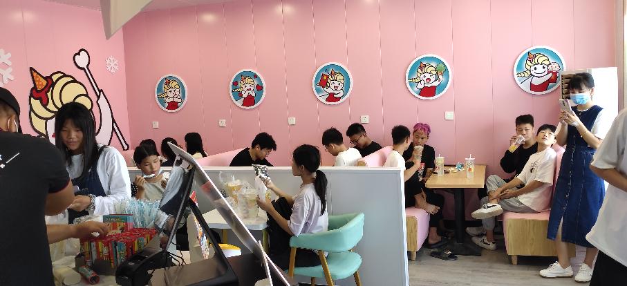 新手创业开什么店比较容易见效,没有创业经验适合开什么店创业