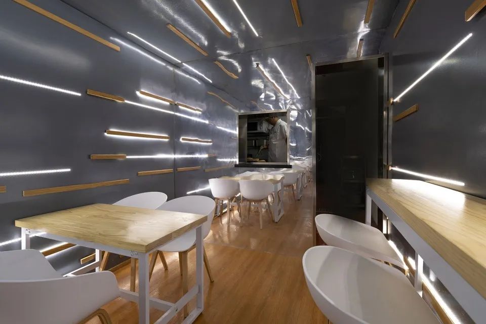 亚克力镜面板效果图,镜面亚克力板