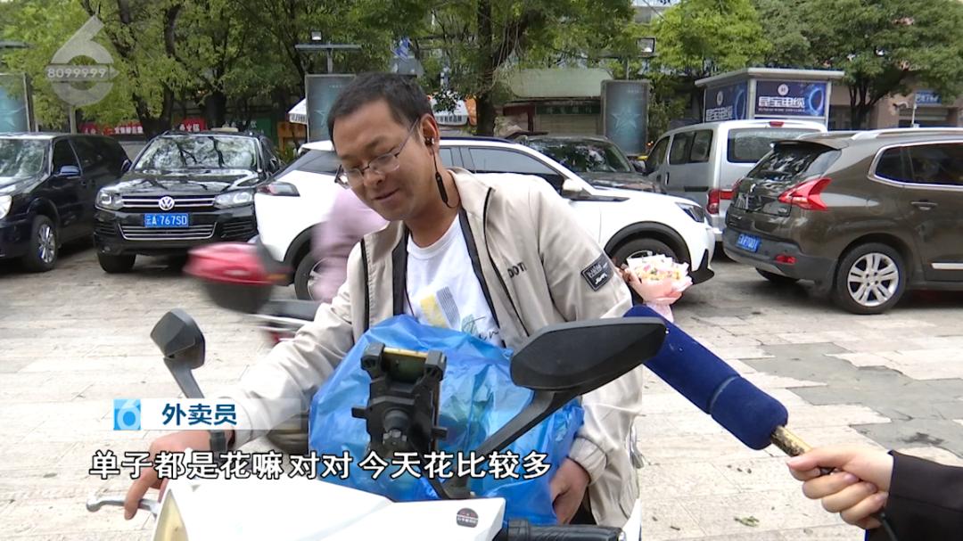 鲜花蛋糕香槟玫瑰,鲜花蛋糕感恩有你