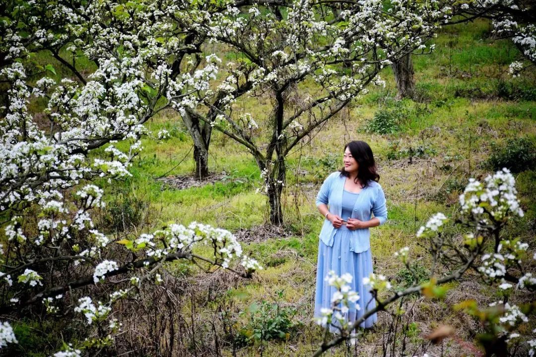 赚钱越来越难怎么提高自己的收入,上班赚不到钱该怎么赚钱