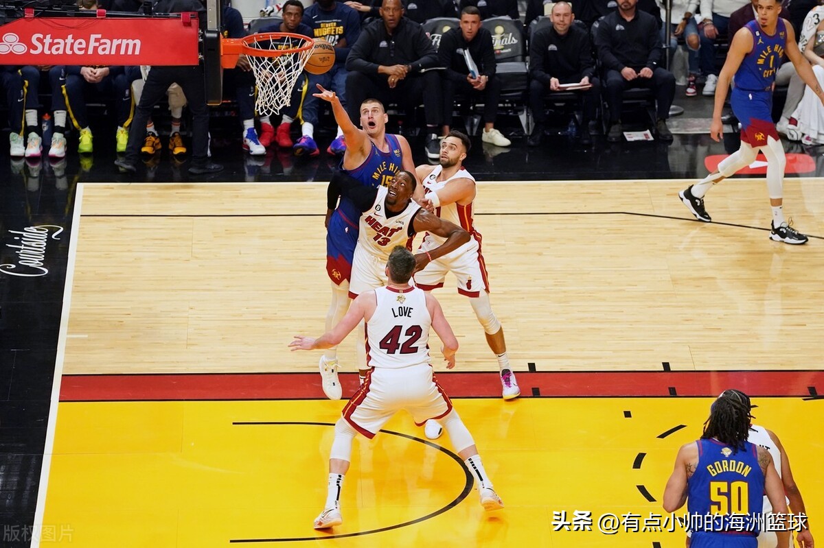 阿德巴约热火攻防一体,阿德巴约中锋现状