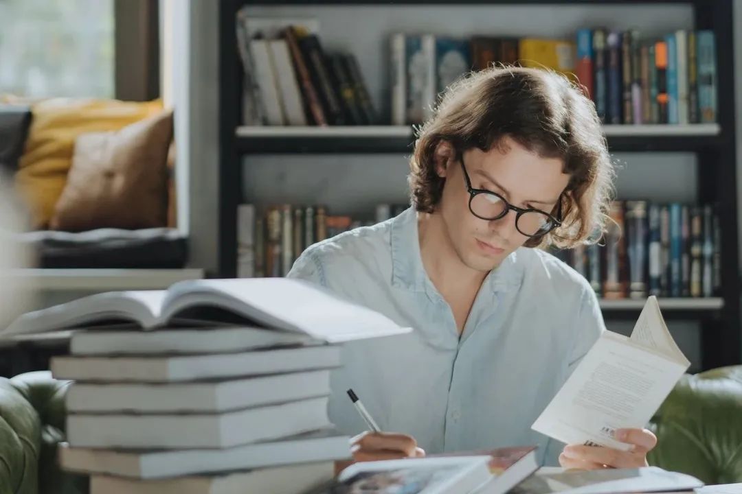 美国qs前10学校本科申请条件,qs最新发布美国大学排名完整榜单