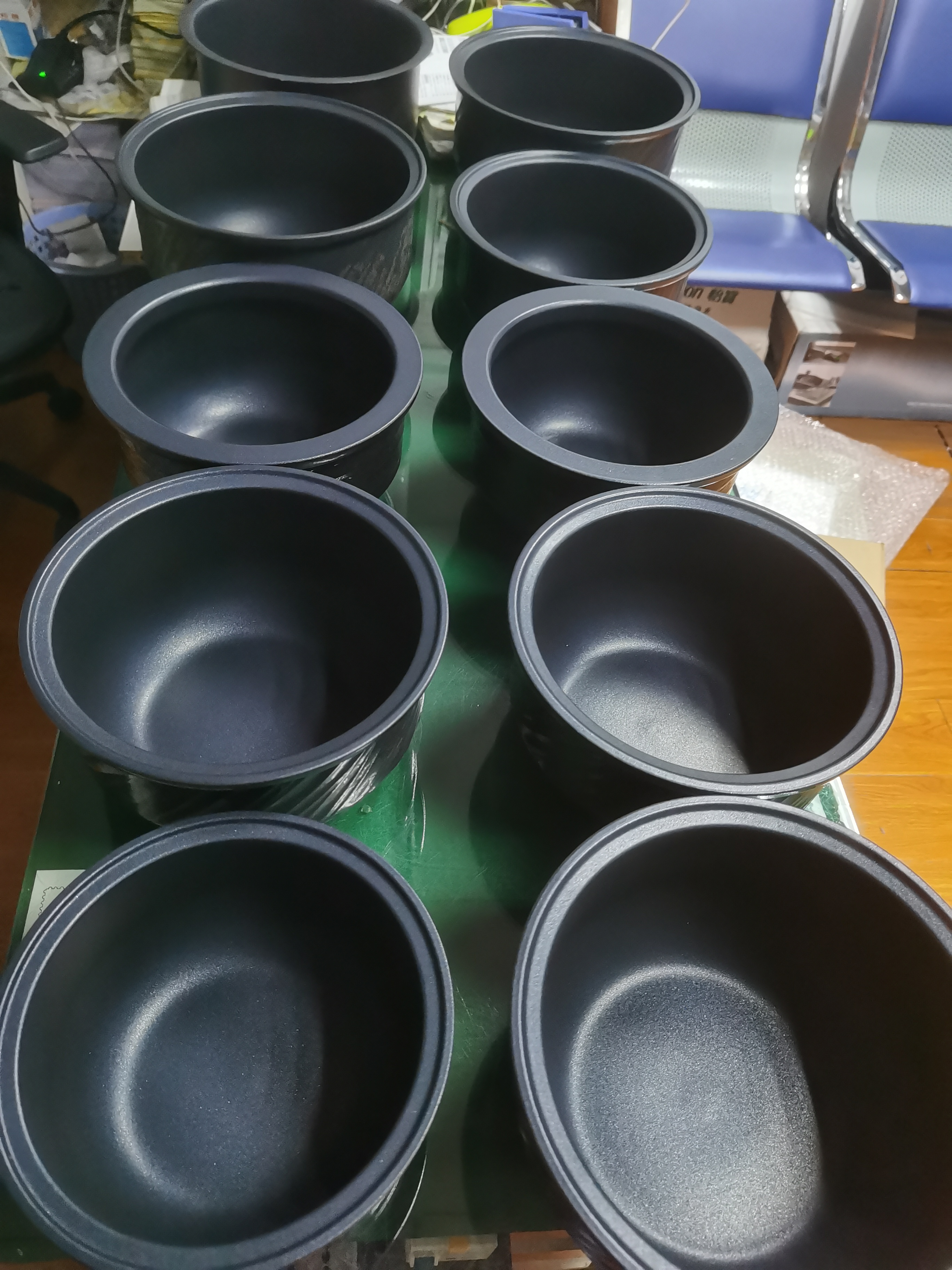 锅涂层掉了可以继续用吗,锅涂层掉了可以把涂层刮掉吗