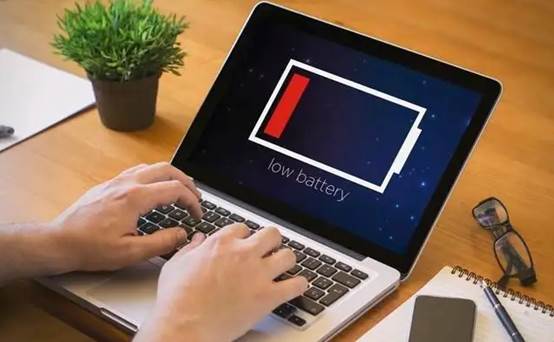 笔记本充电开着充还是合着充快,笔记本边充电边用cpu温度很高