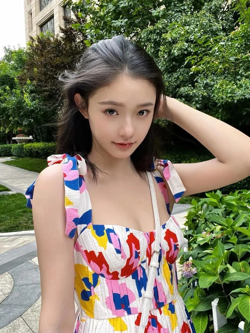 拒绝撞包的奢侈品包,这5款包包背出去一定会被夸好看