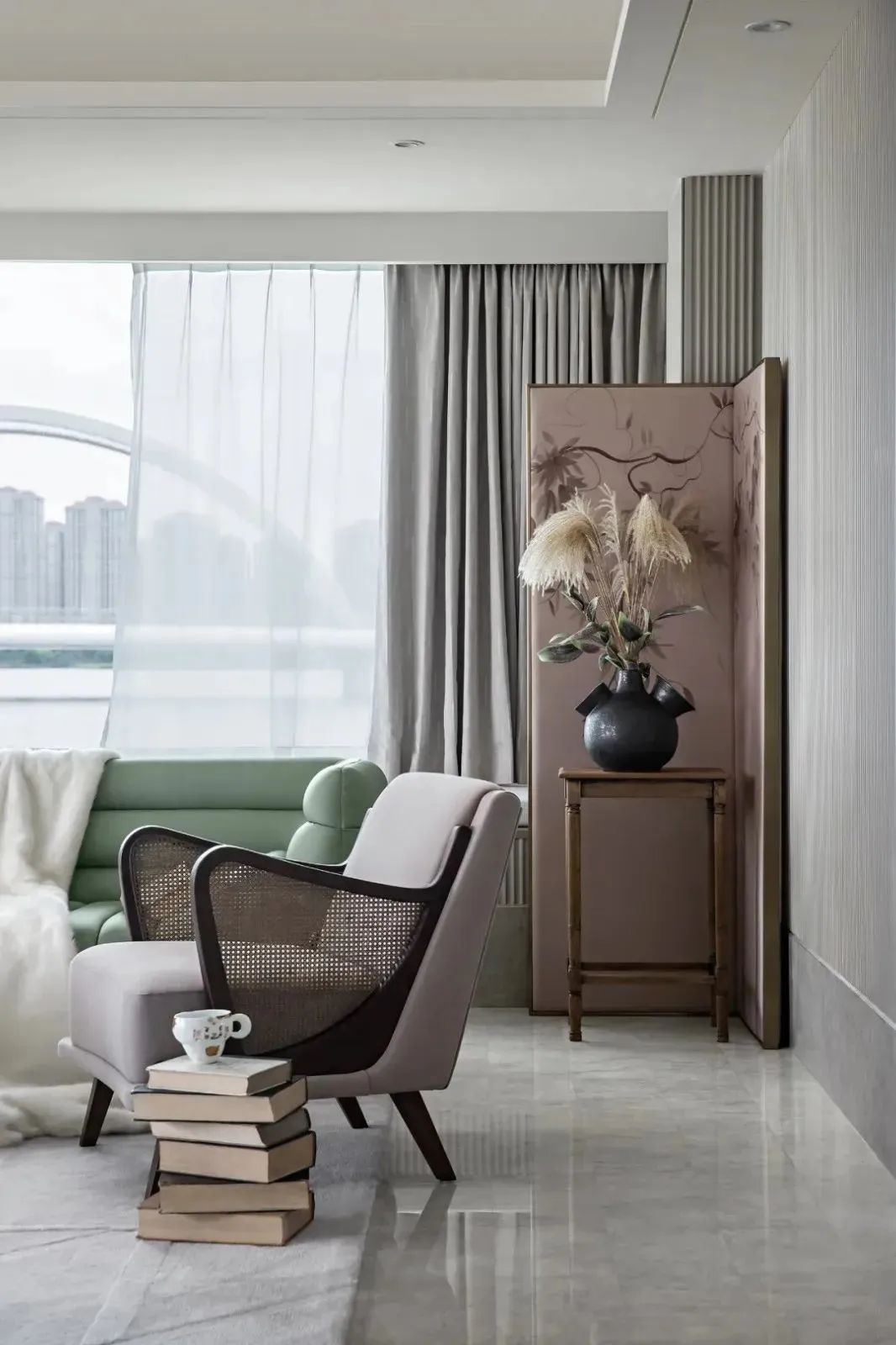 窗帘的样式与颜色该如何选购,窗帘如何在网上选购技巧